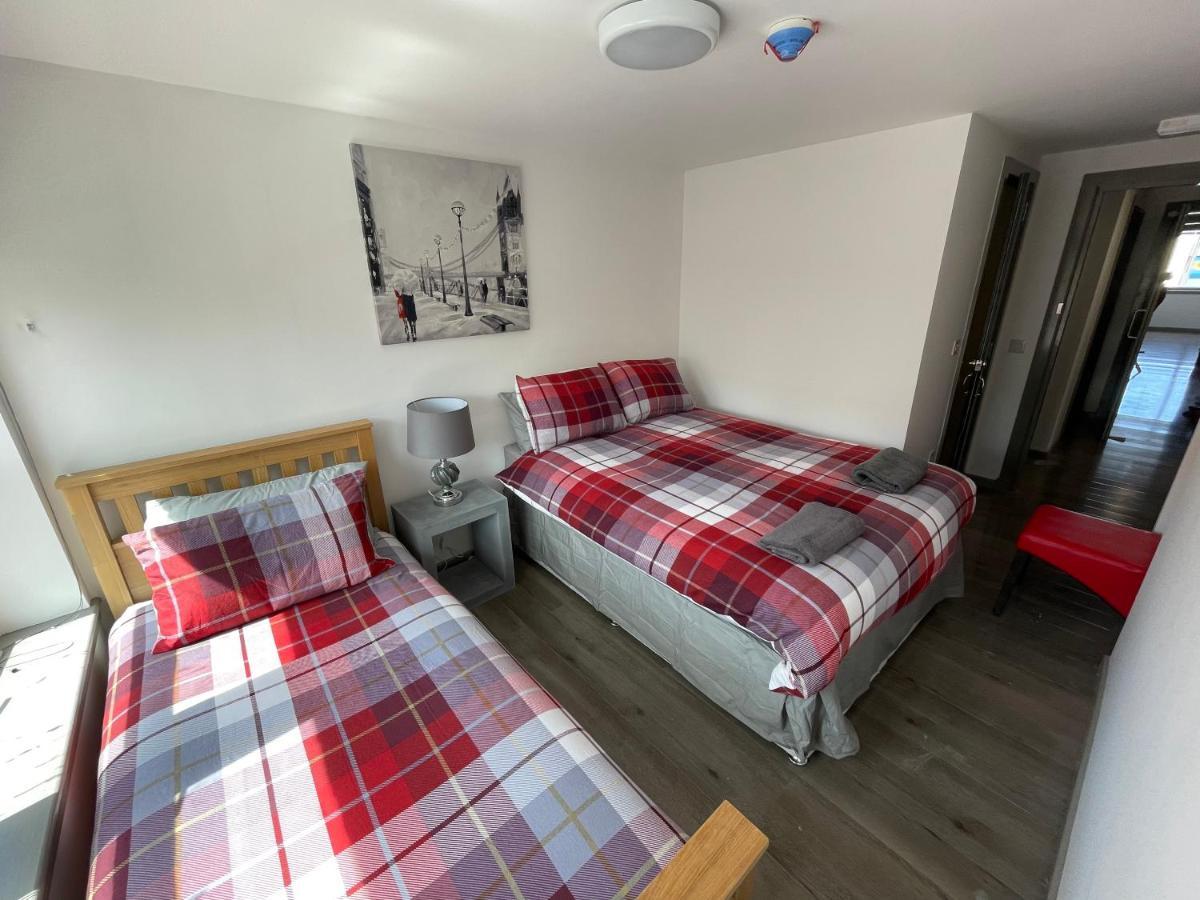 Rooms In Inverness Exterior photo