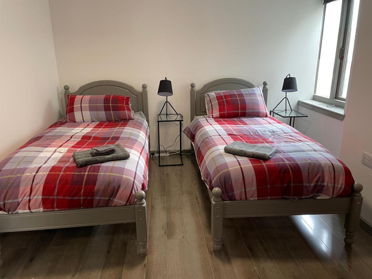 Rooms In Inverness Exterior photo